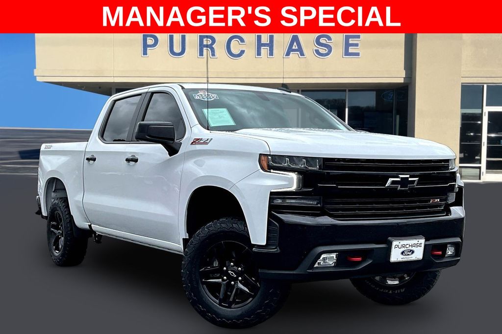Summit White 2021 Chevrolet Silverado 1500 LT Trail Boss Crew Cab 4WD Pickup Truck Four-Wheel Drive Automatic