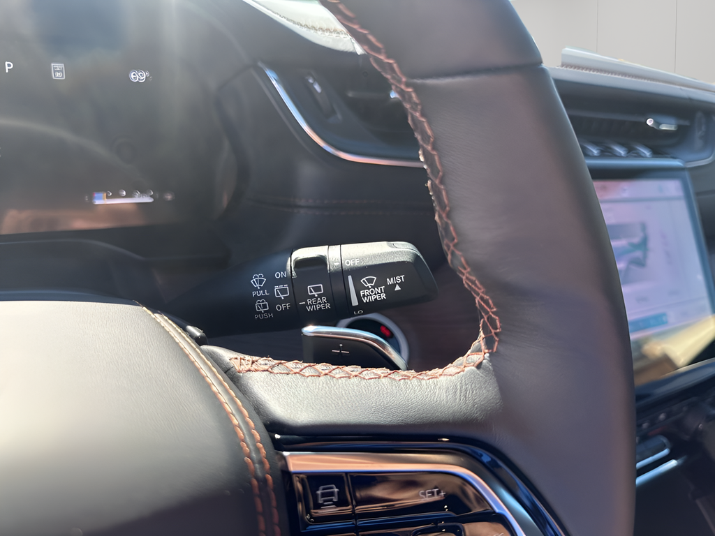 New Car 2025 Jeep Grand Cherokee L  Summit For Sale Under $70,000 In Austin, Texas