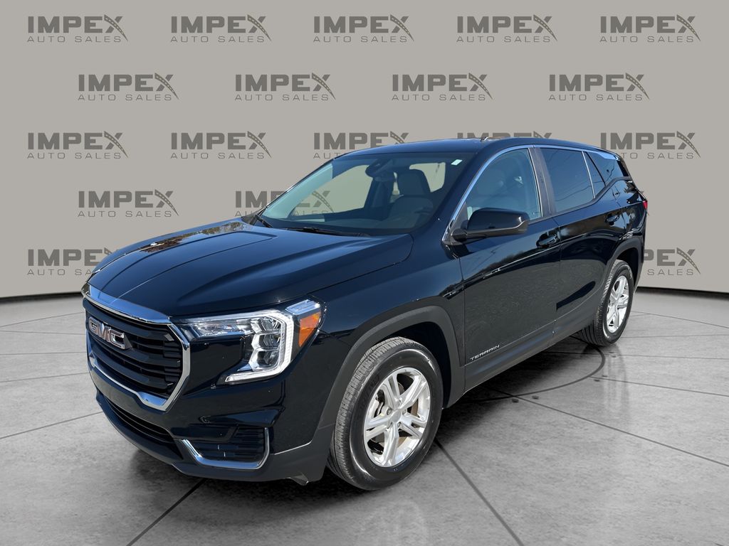 2024 GMC Terrain SLE's photo