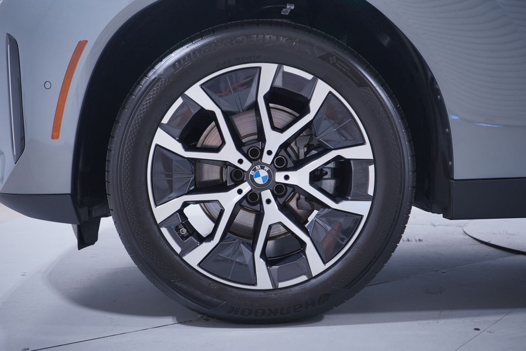 Thumbnail: 2025 BMW X3 - 2