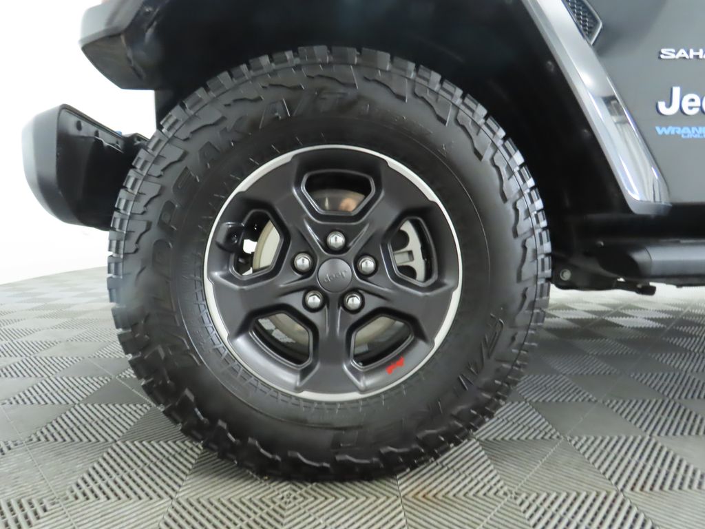 2022 Jeep Wrangler Unlimited Sahara 4xe 31