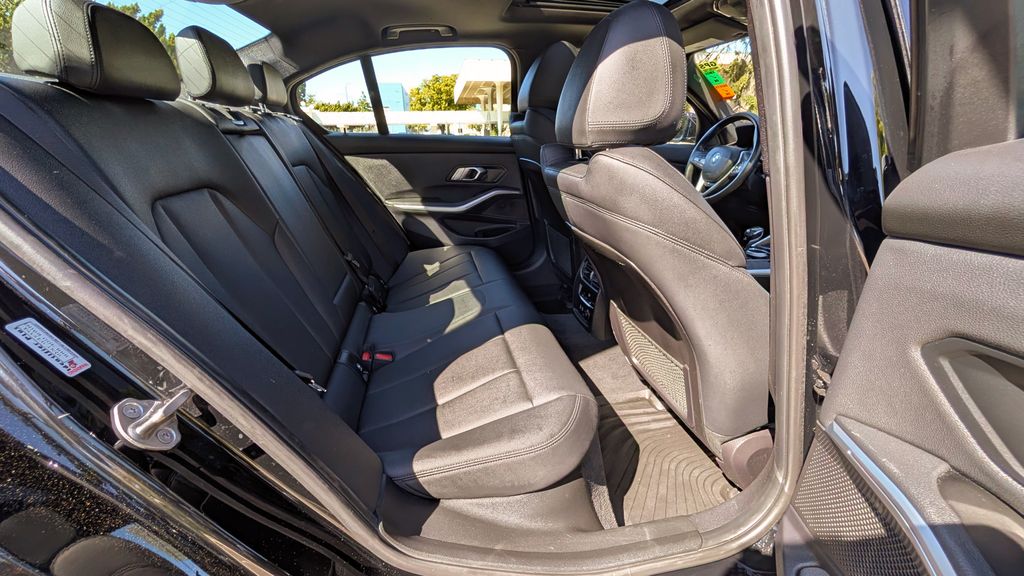 Used 2020 BMW 3 Series 330i xDrive 4D Sedan