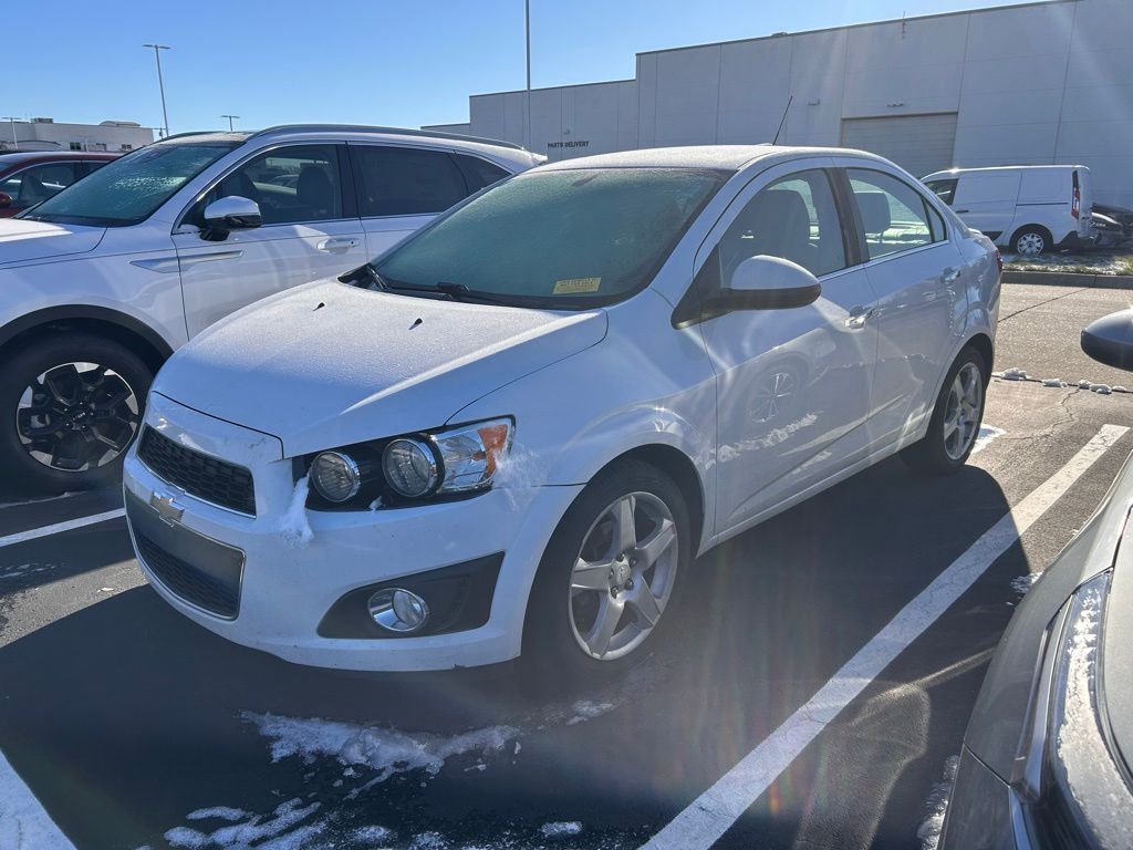 2016 Chevrolet Sonic LTZ 2