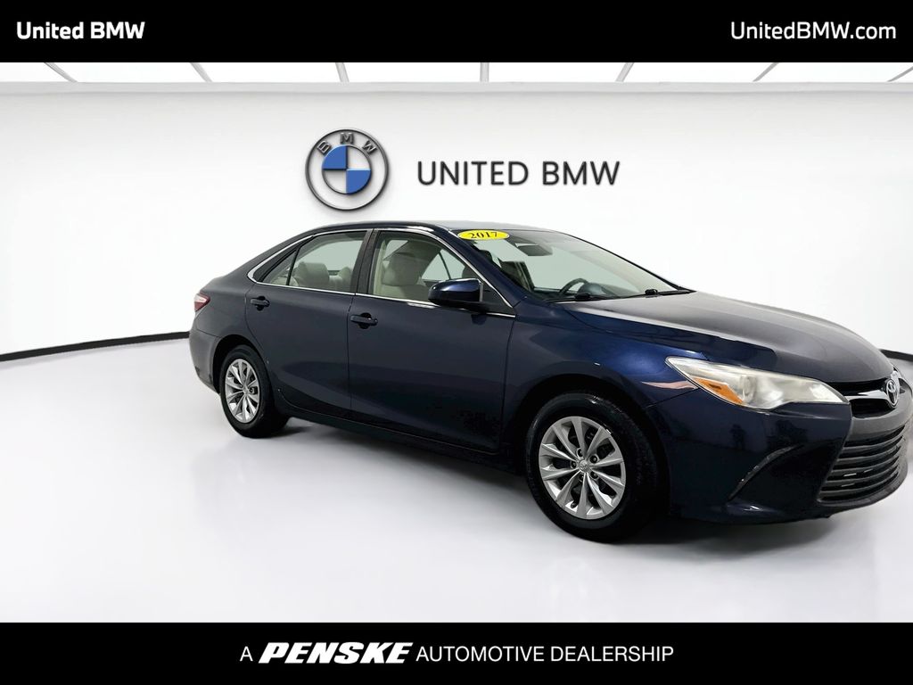 Thumbnail: 2017 Toyota Camry - 3