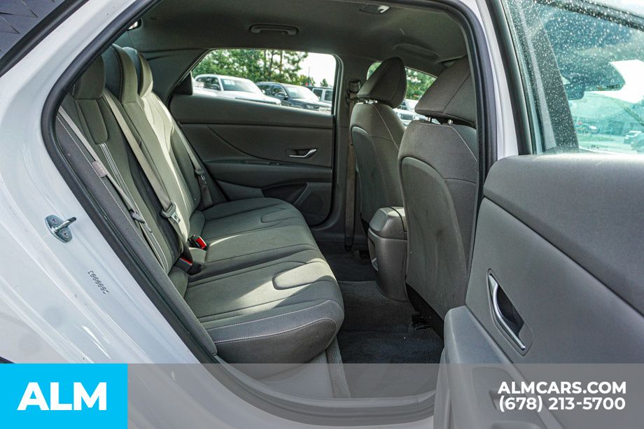 2024 Hyundai Elantra SEL - Photo 22