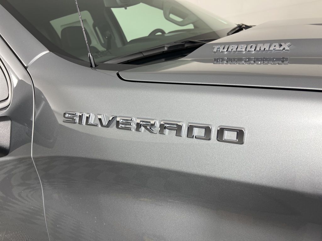 Thumbnail: 2026 Chevrolet Silverado 1500 - 21