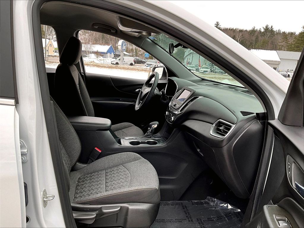 2023 Chevrolet Equinox — photo 14