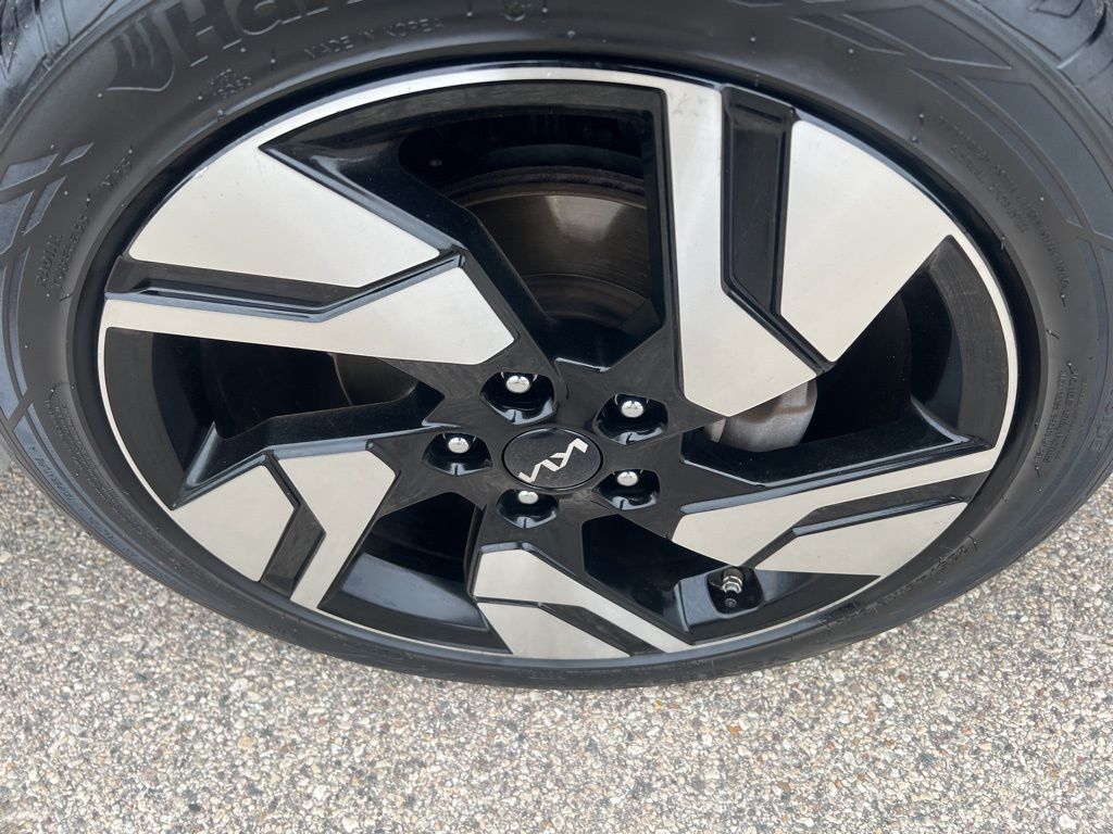 2023 Kia Soul GT-Line photo