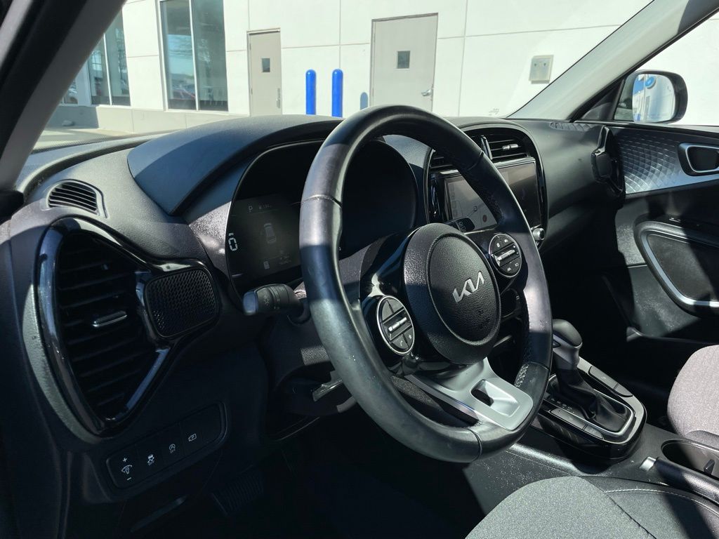 Thumbnail: 2023 Kia Soul - 29