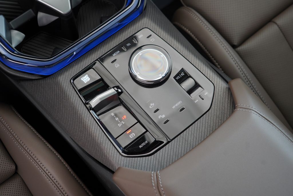 Thumbnail: 2026 BMW X3 - 17