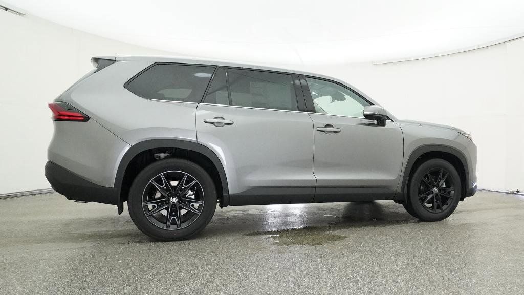 Thumbnail: 2025 Toyota Grand Highlander - 16
