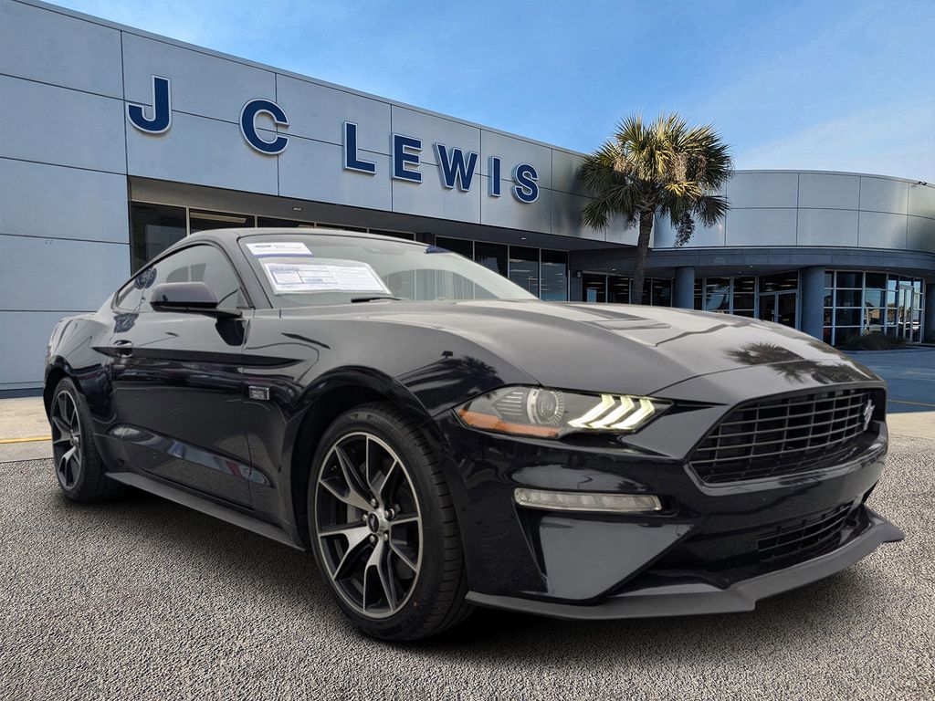 2021 Ford Mustang EcoBoost Fastback