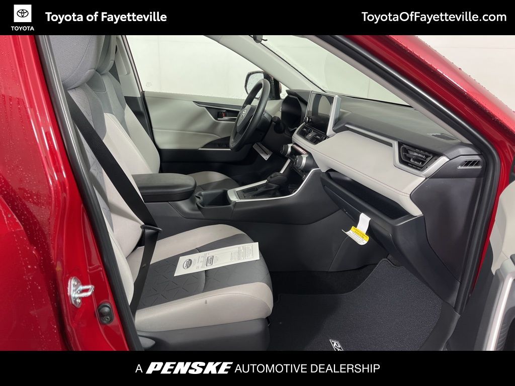 Thumbnail: 2025 Toyota RAV4 - 8