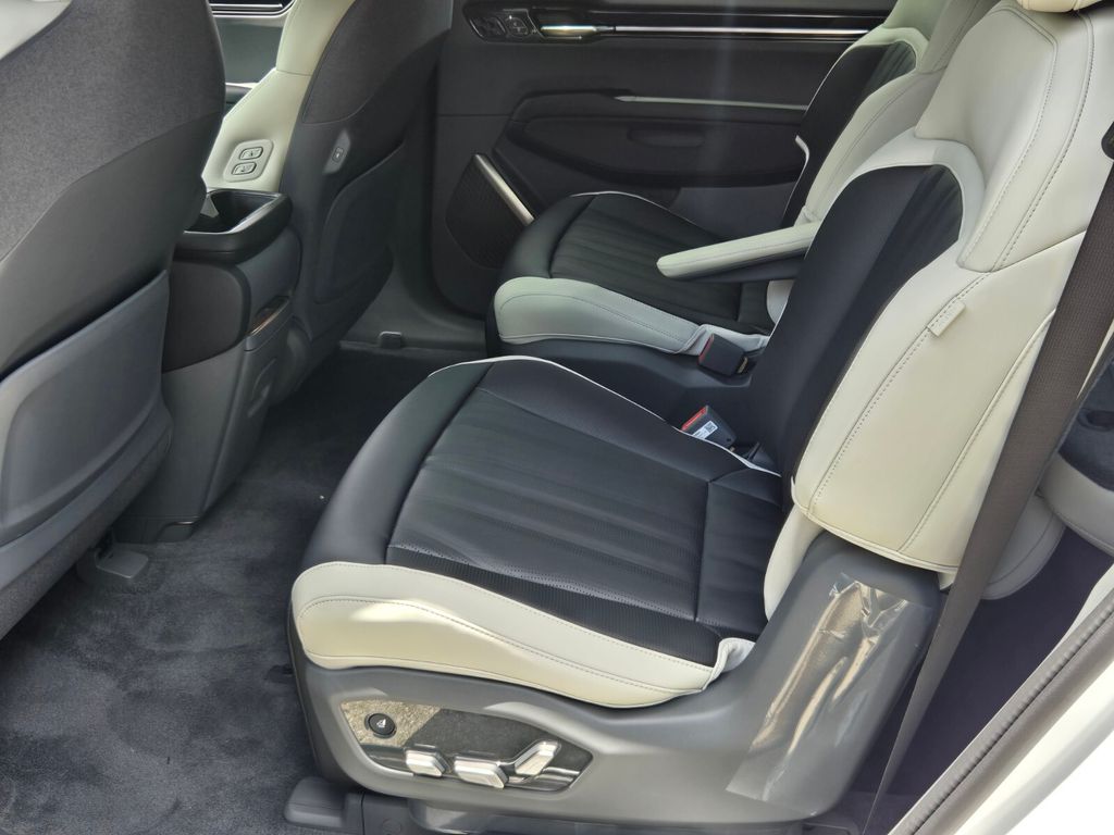 2026 Kia Ev9 - $66,780