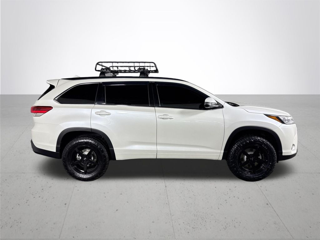 2019 Toyota Highlander Limited Platinum