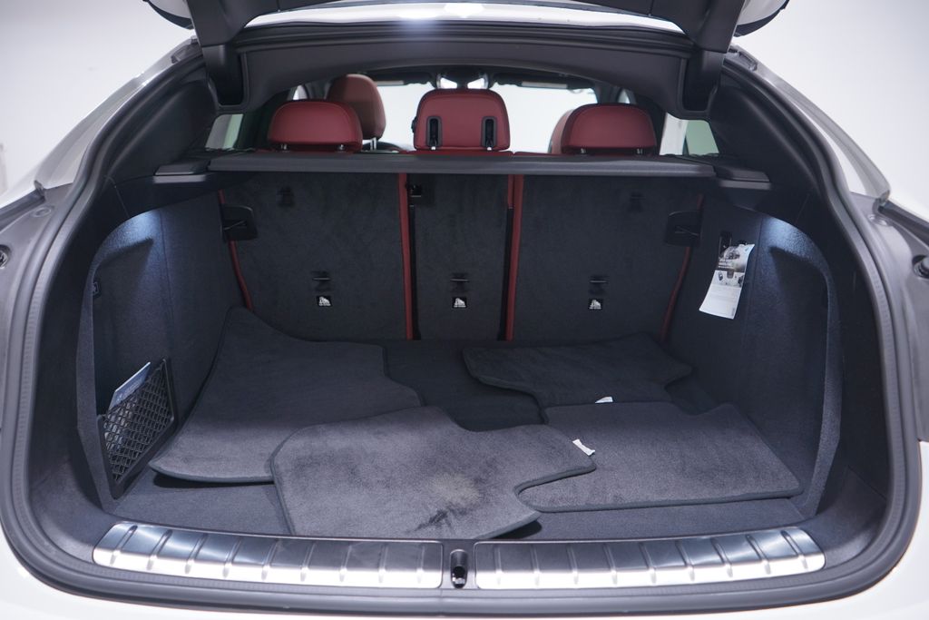 Thumbnail: 2025 BMW X4 - 23