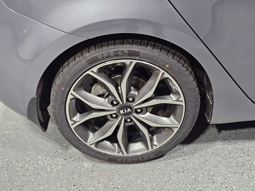 Used 2018 Gray Kia SX image 9