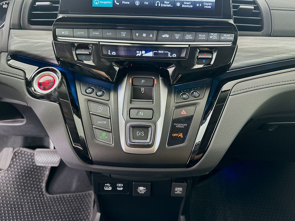 Thumbnail: 2026 Honda Odyssey - 14