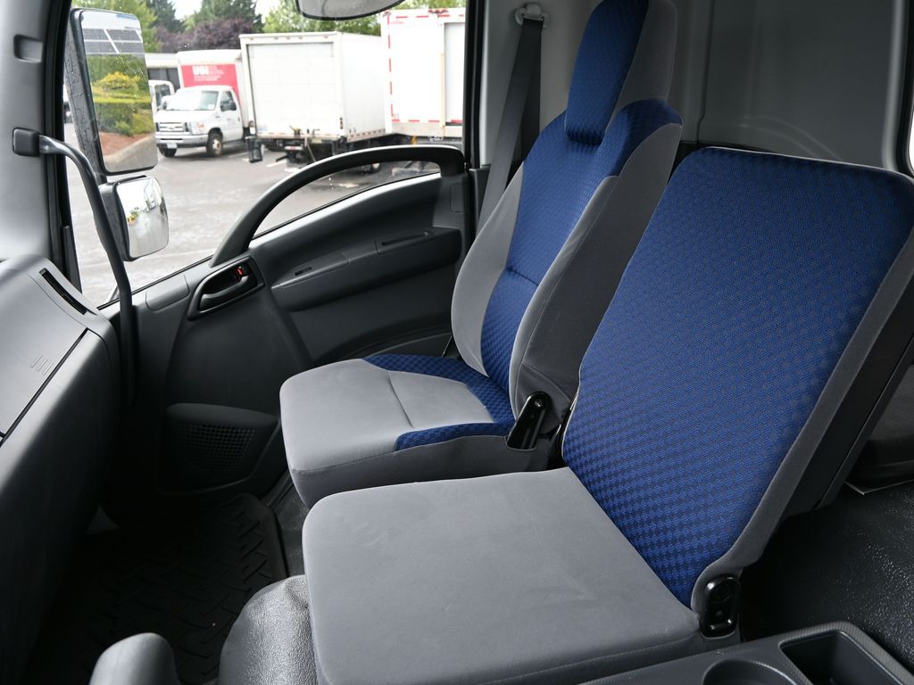 2025 Isuzu FTR 
