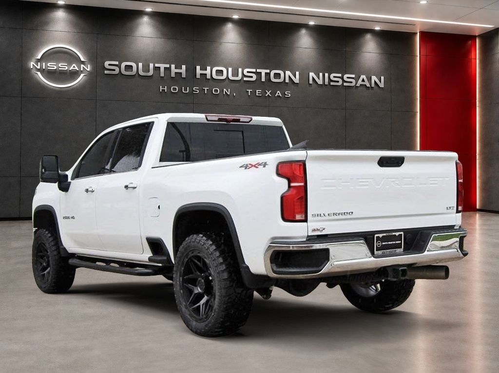 2025 Chevrolet Silverado 2500HD LTZ - 2