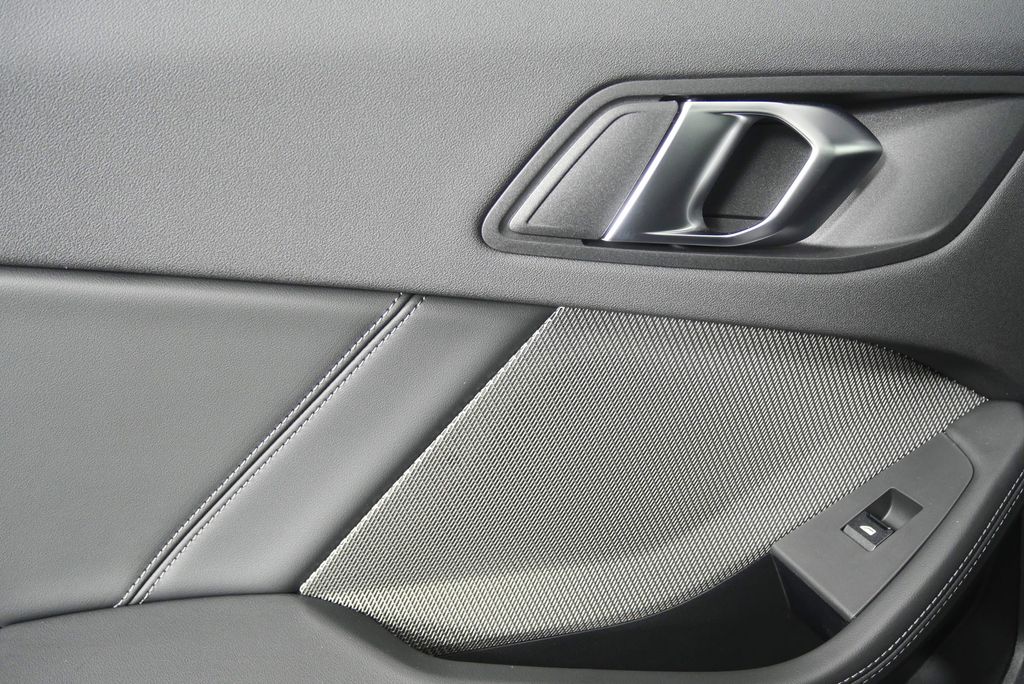 Thumbnail: 2026 BMW 2 Series - 13