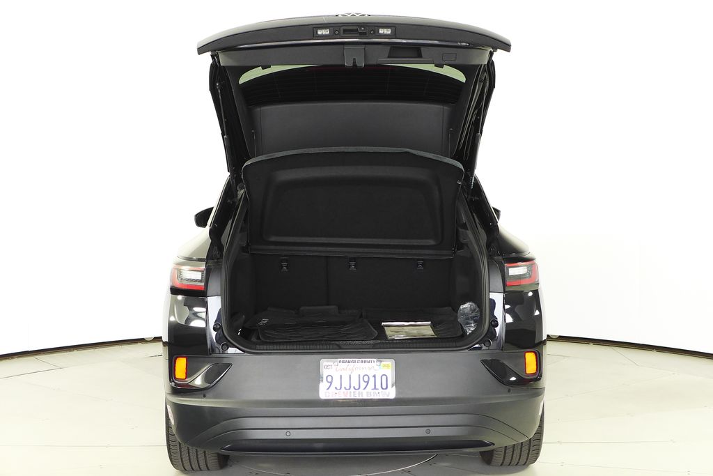 Thumbnail: 2023 Volkswagen ID.4 - 10