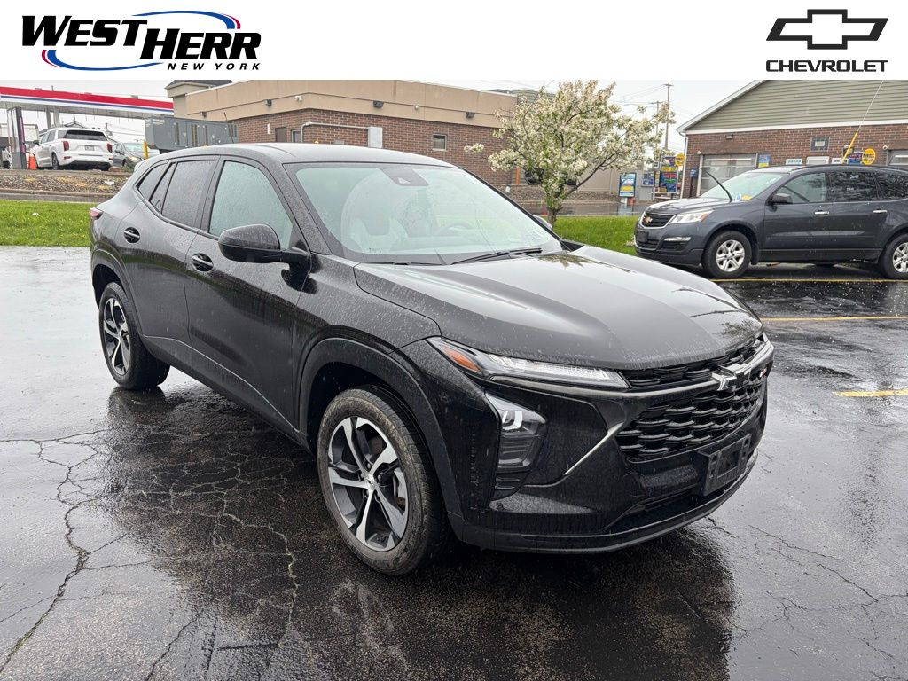 Pre-Owned 2024 Chevrolet Trax 1RS 4D Sport Utility in #CH26L139