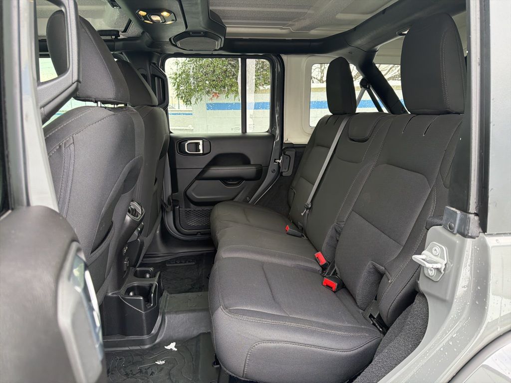 Thumbnail: 2020 Jeep Wrangler - 19