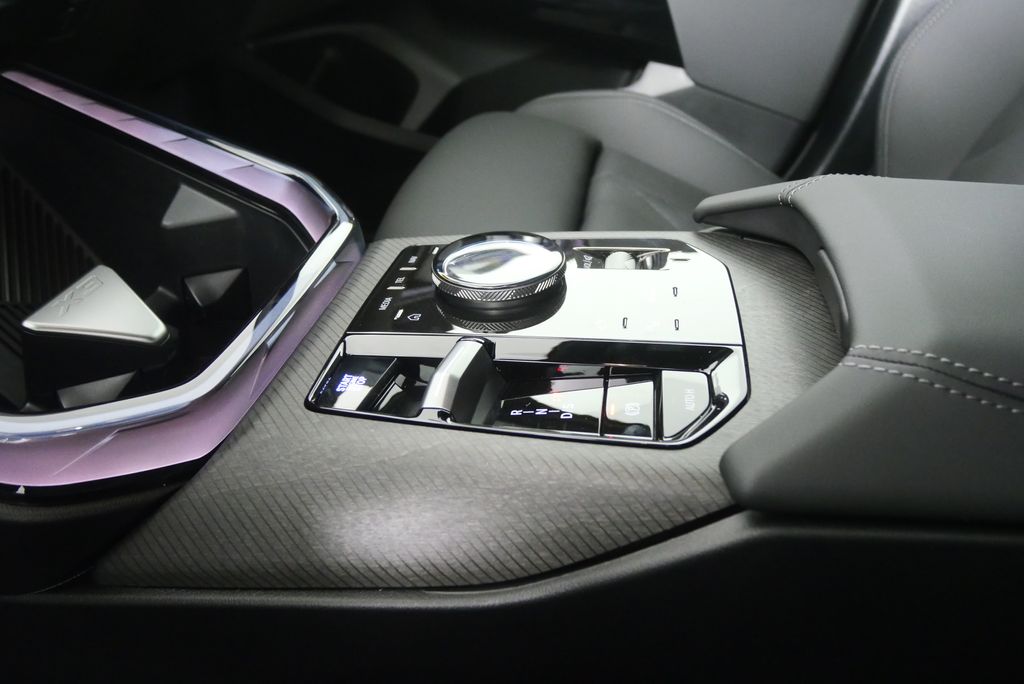 Thumbnail: 2026 BMW X3 - 22