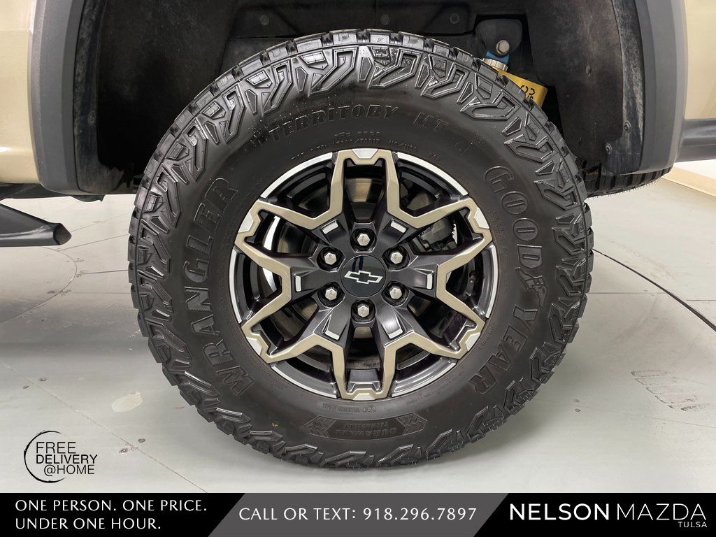 Used 2023 Beige Chevrolet ZR2 image 12