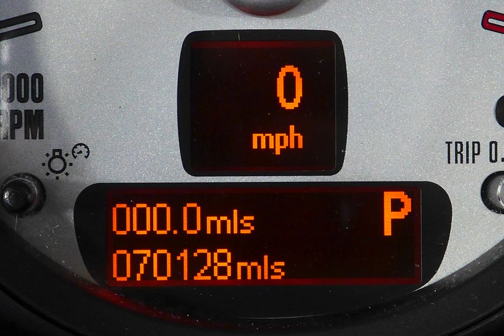 Thumbnail: 2011 MINI Cooper Clubman - 30