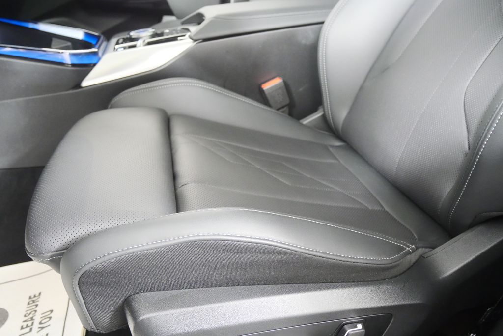 Thumbnail: 2026 BMW X3 - 10