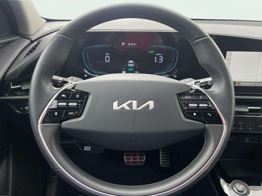 Certified Used 2025 Steel Gray Kia EX Touring image 15