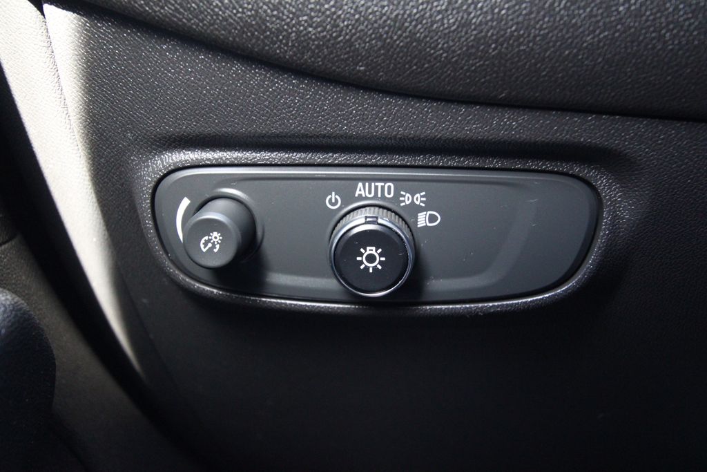 Used 2024 Chevrolet Equinox SUV