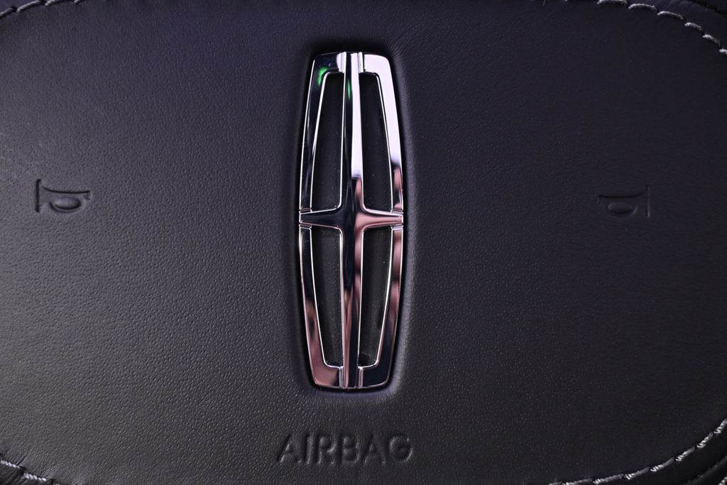 New 2026 White Lincoln Reserve image 34