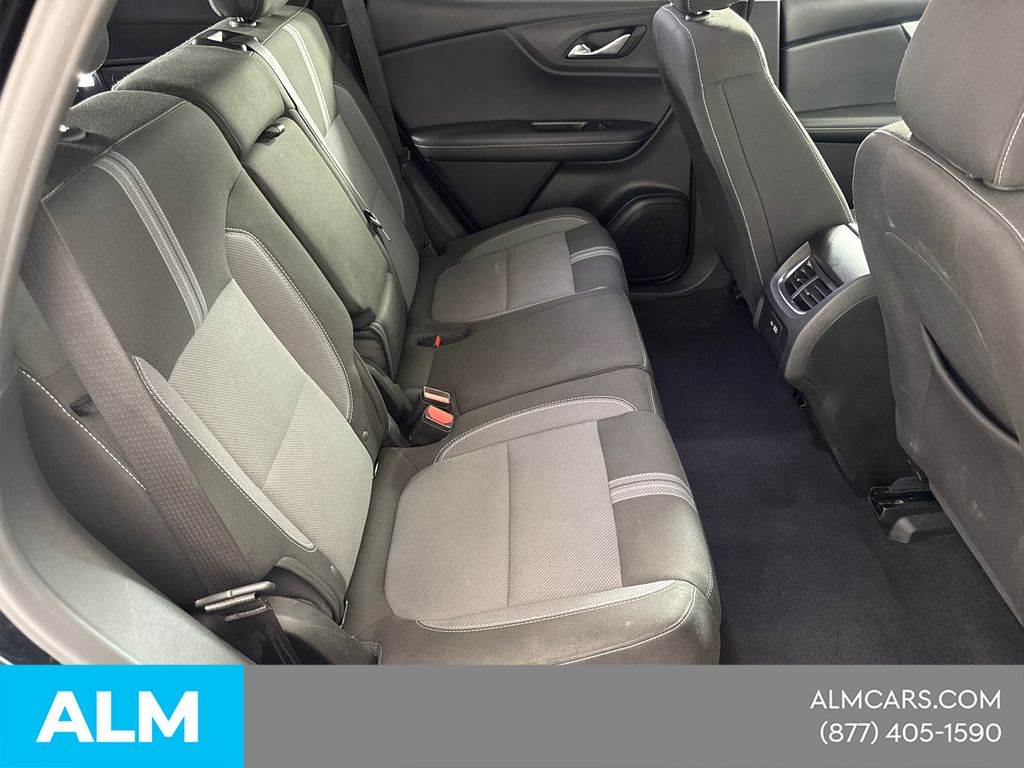 Used 2025 Black Chevrolet LT image 19