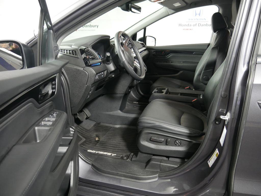 Thumbnail: 2021 Honda Odyssey - 26