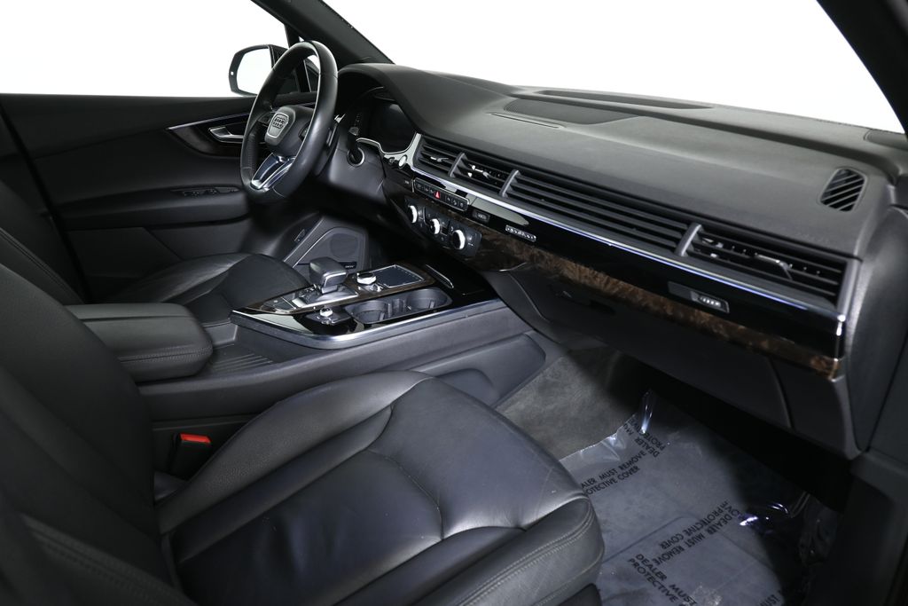 Thumbnail: 2018 Audi Q7 - 27