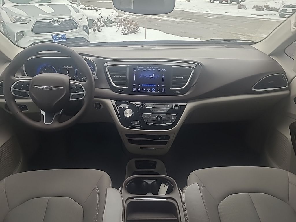 used 2017 Chrysler Pacifica car, priced at $13,668