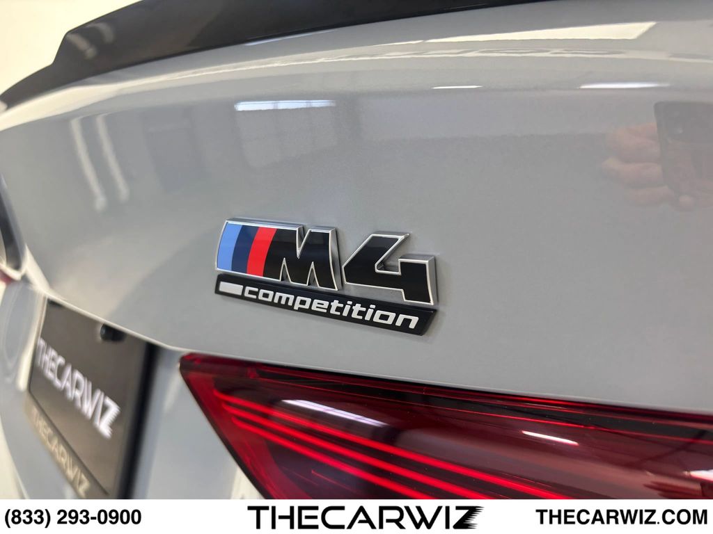 2025 BMW M4