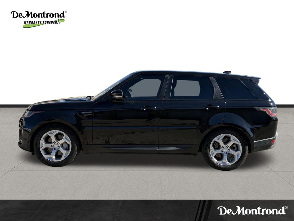 Used 2018 Black Land Rover SE image 8