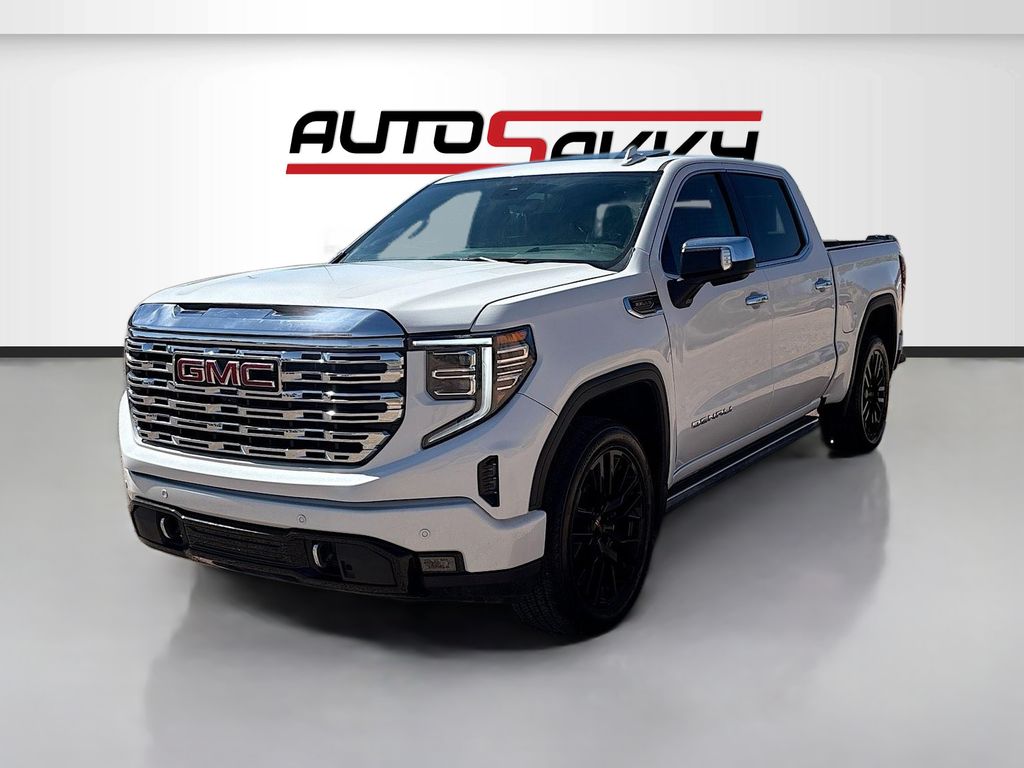 Used 2025 White GMC Denali image 3