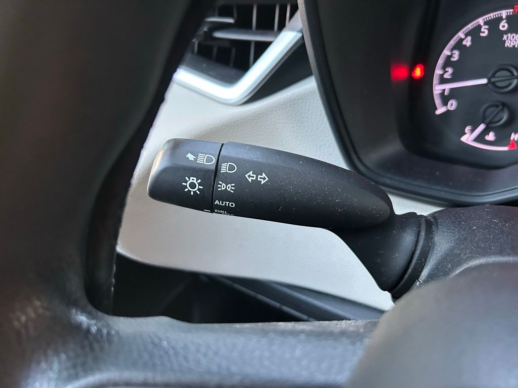 Thumbnail: 2020 Toyota Corolla - 21
