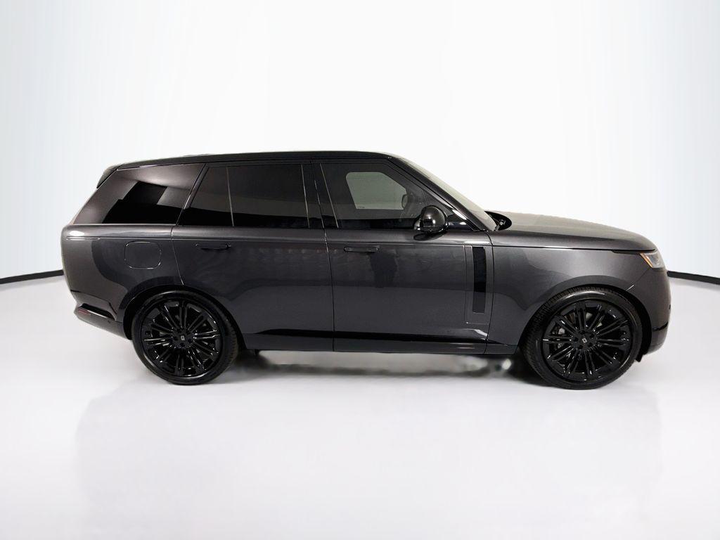 Thumbnail: 2027 Land Rover Range Rover - 4