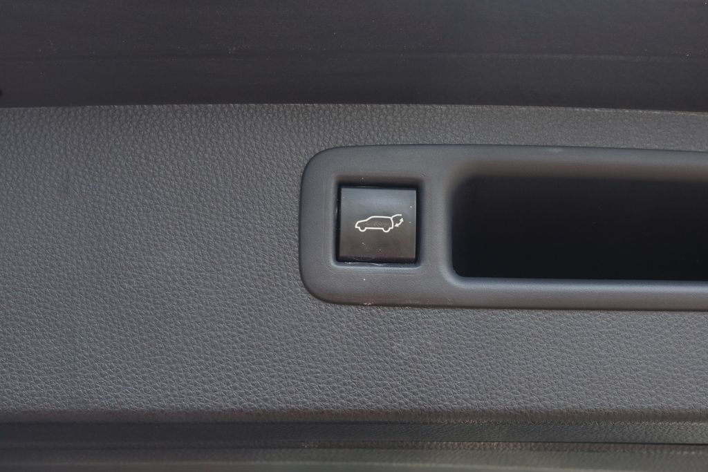 Used 2022 Toyota Highlander SUV