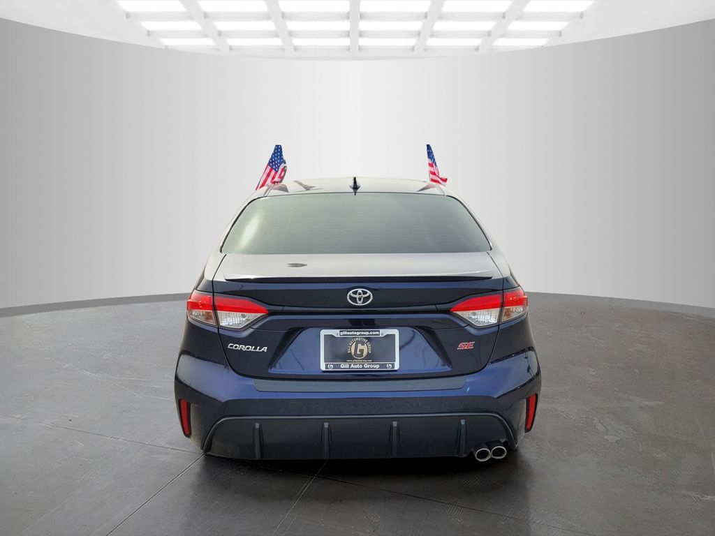 Used 2024  Toyota SE image 5