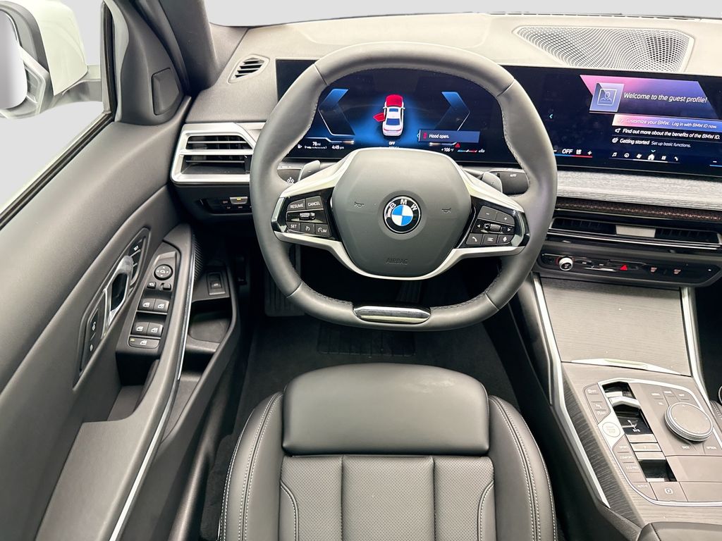 Thumbnail: 2025 BMW 3 Series - 10