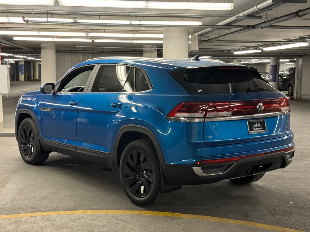 2024 Volkswagen Atlas Cross Sport 2.0T SE w/Technology 5