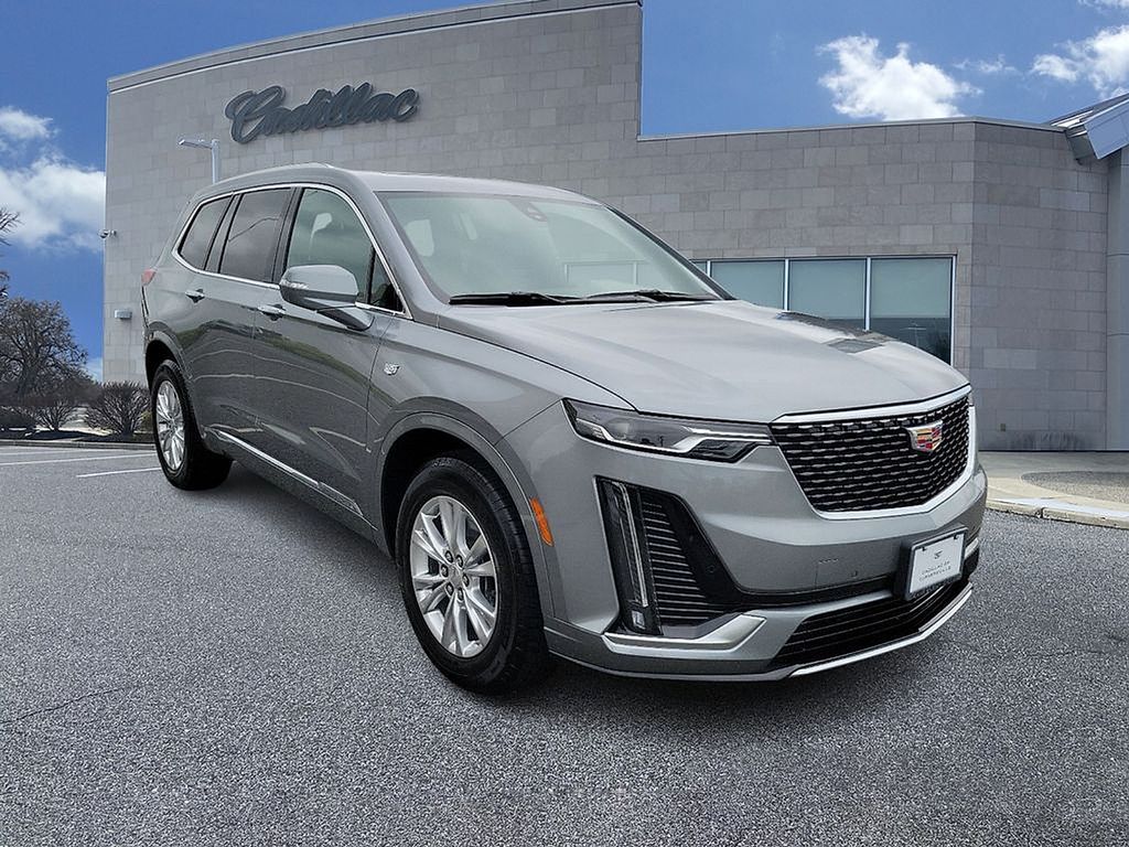 Thumbnail: 2025 Cadillac XT6 - 2