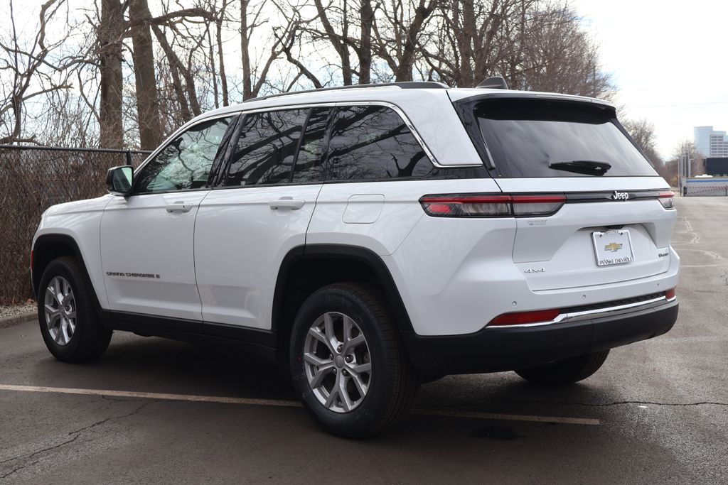 Thumbnail: 2024 Jeep Grand Cherokee - 6